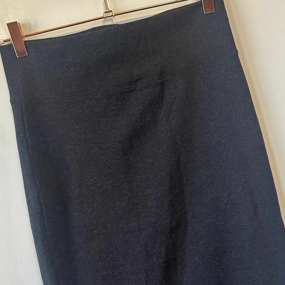 Labijou Sz Medium Charcoal Gray Pencil Skirt • NWT!